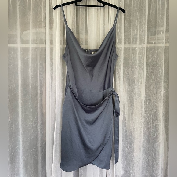 Hello Molly cowl neck dress - Picture 2 of 6